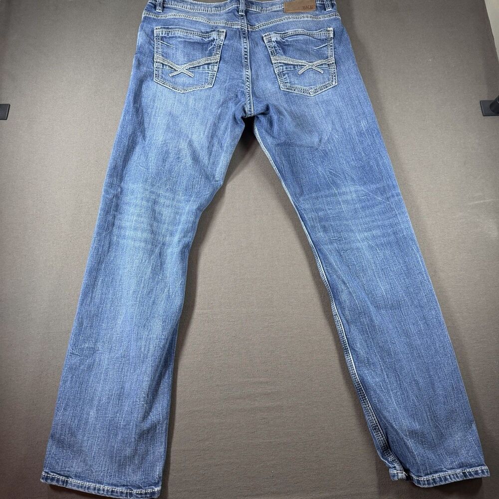 BKE Tyler Straight Leg Jeans Mens 36x34 Medium Wash Stretch Blue Denim Whiskers - Picture 2 of 9